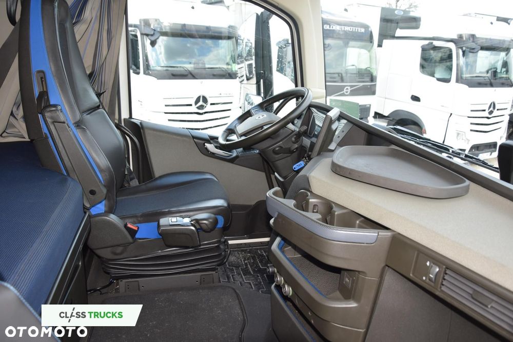 Volvo FH 500 Globetrotter XL Varios - 16