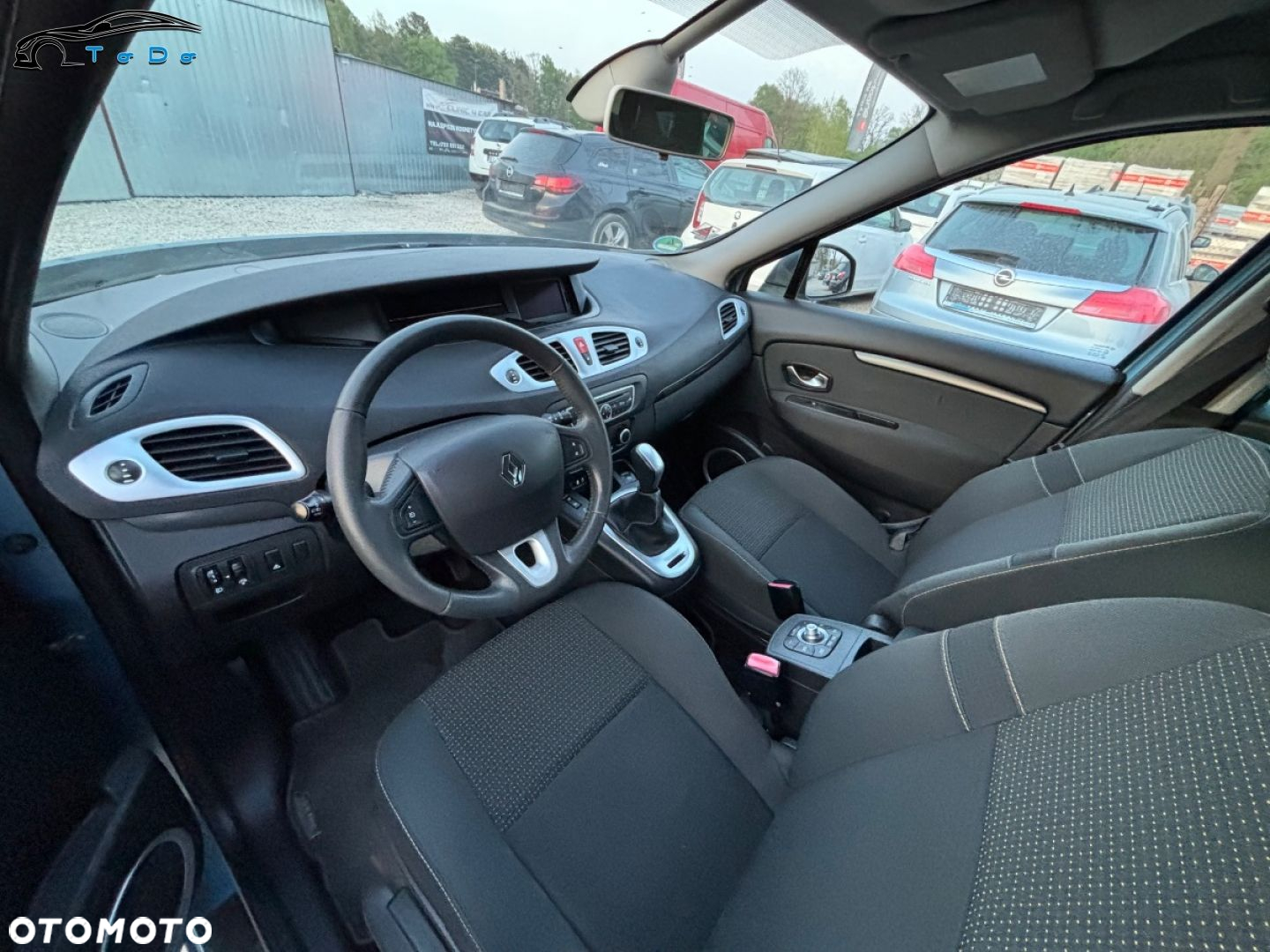 Renault Scenic 2.0 16V Privilege CVT Euro5 - 30