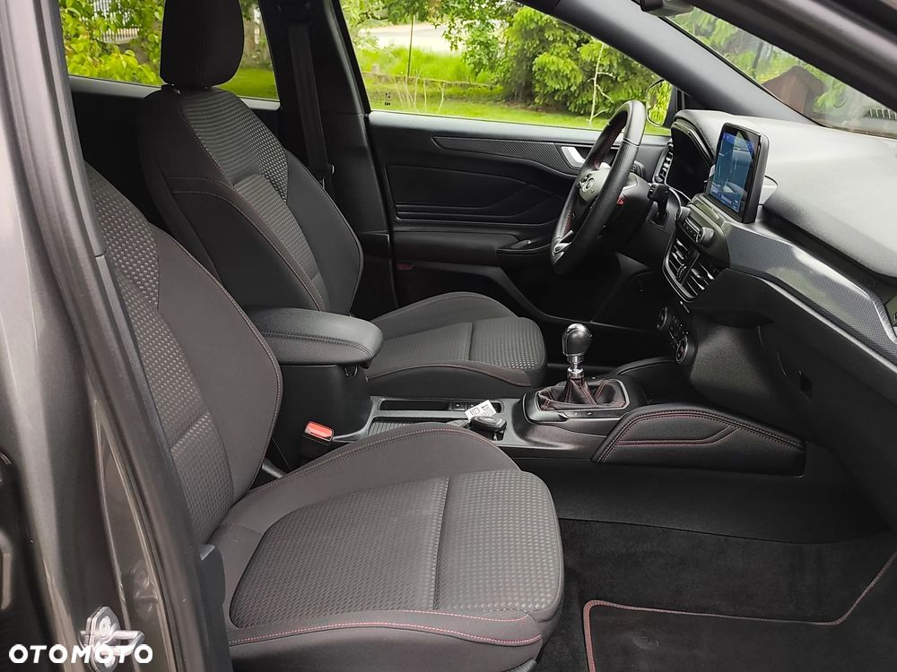 Ford Focus 1.0 EcoBoost ST-Line Black ASS - 23