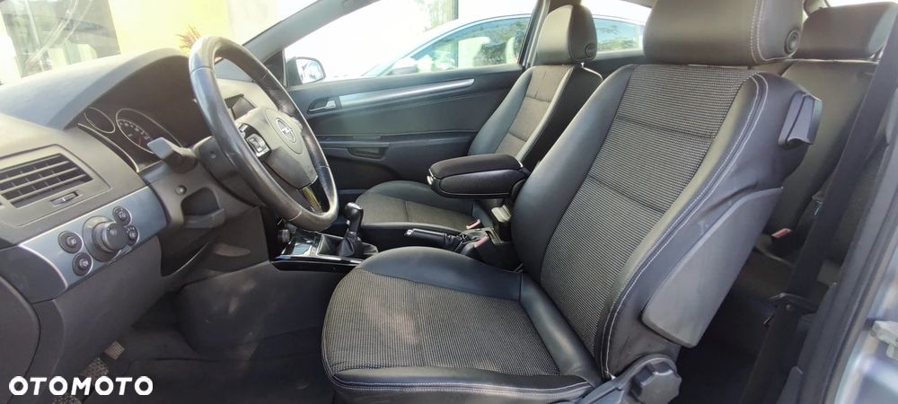 Opel Astra 1.8 Cosmo - 18