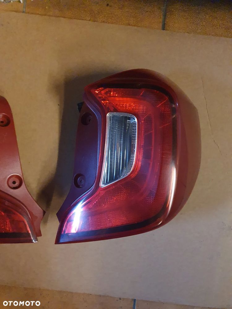 LAMPA TYŁ LEWA PRAWA KIA PICANTO III 3 - 4