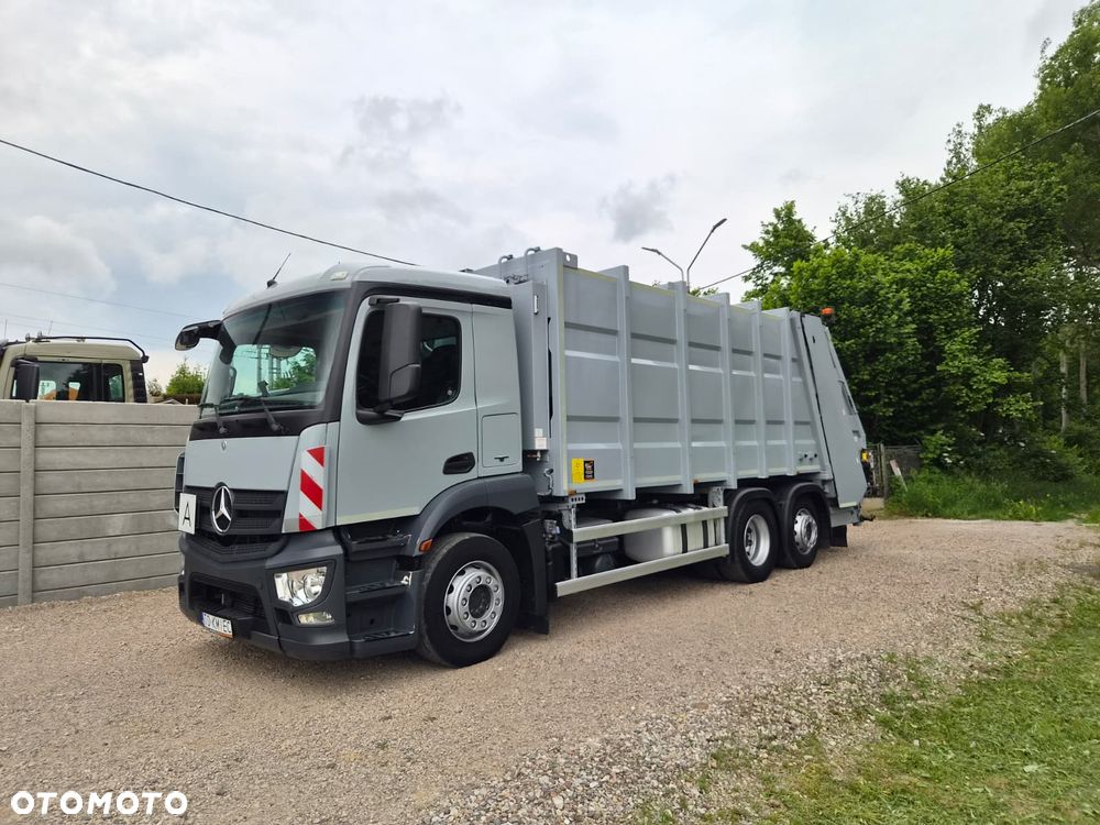 Mercedes-Benz Antos 2633 Śmieciarka Zoeller Magnum XXL 23 Euro6 - 1