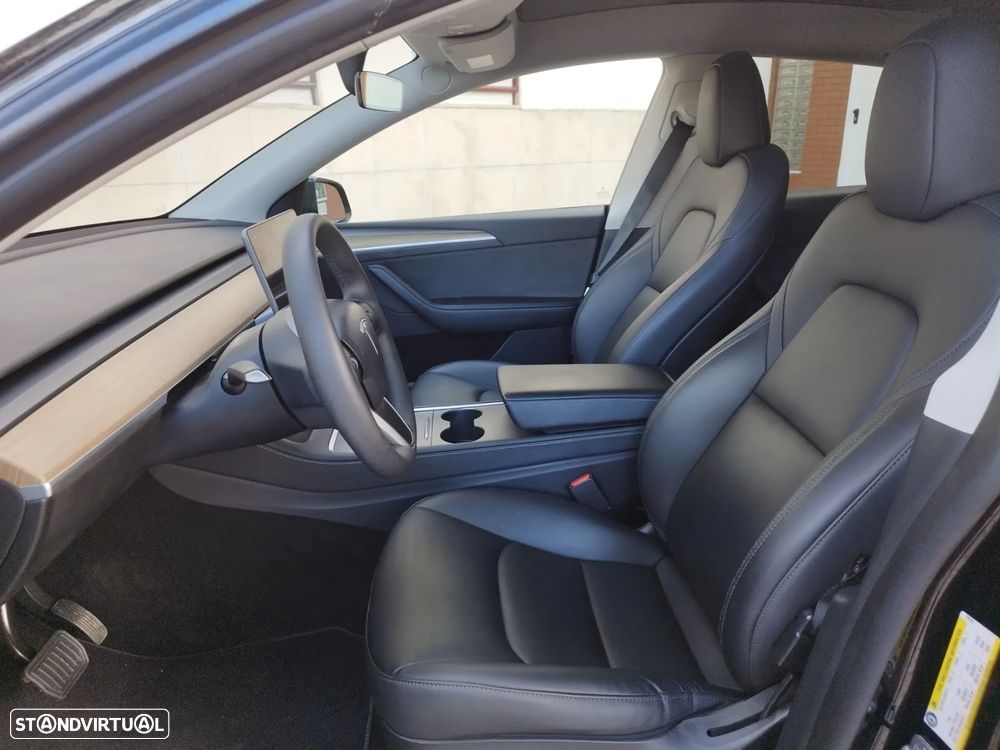 Tesla Model Y RWD - 6