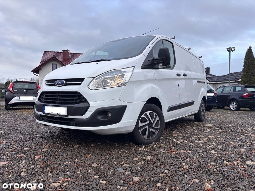 Ford TRANSIT CUSTOM - 2