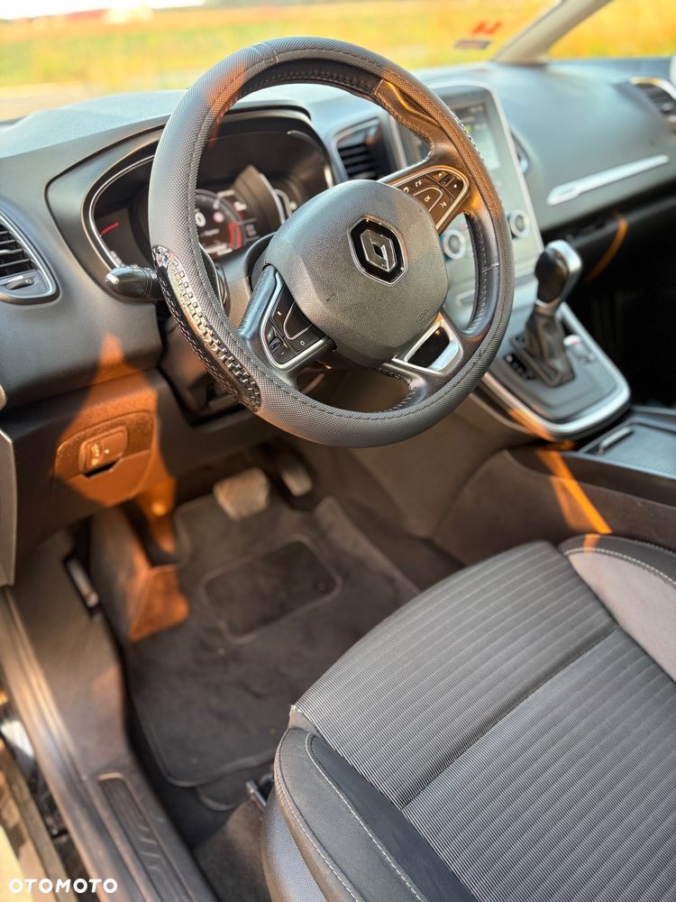 Renault Scenic 1.5 dCi Intens EDC - 11