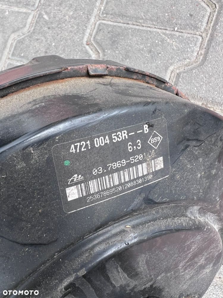 Serwo hamulcowe Renault Master III 472100453R - 1