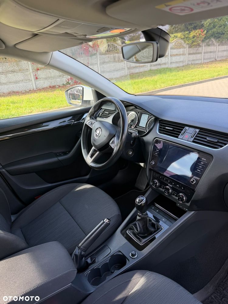 Skoda Octavia - 8