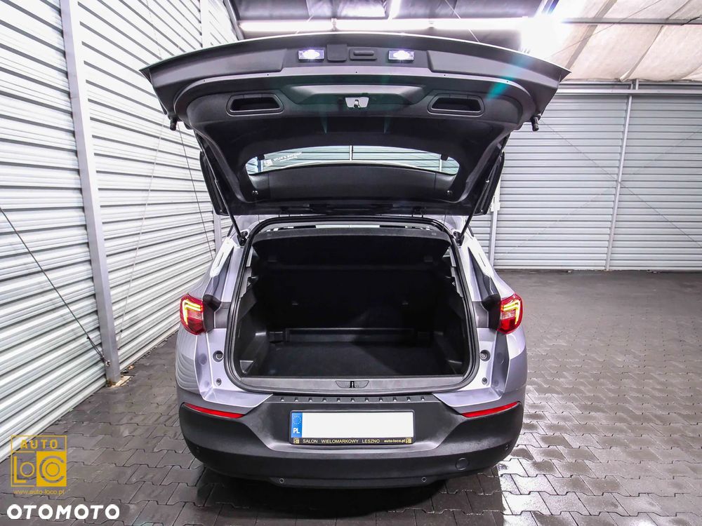 Opel Grandland X 1.2 T Enjoy S&S - 13