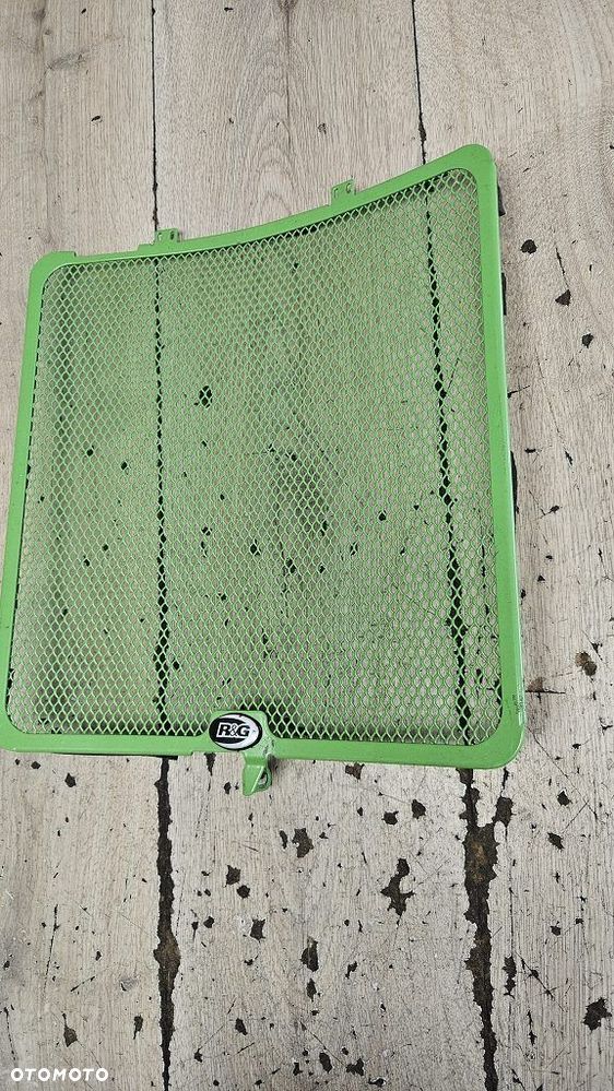 Osłona chłodnicy R&G - 3