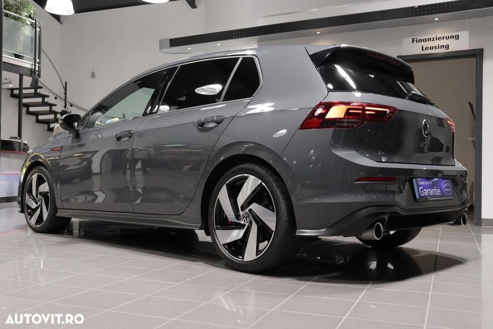 Volkswagen Golf 2.0 TSI OPF DSG GTI - 17