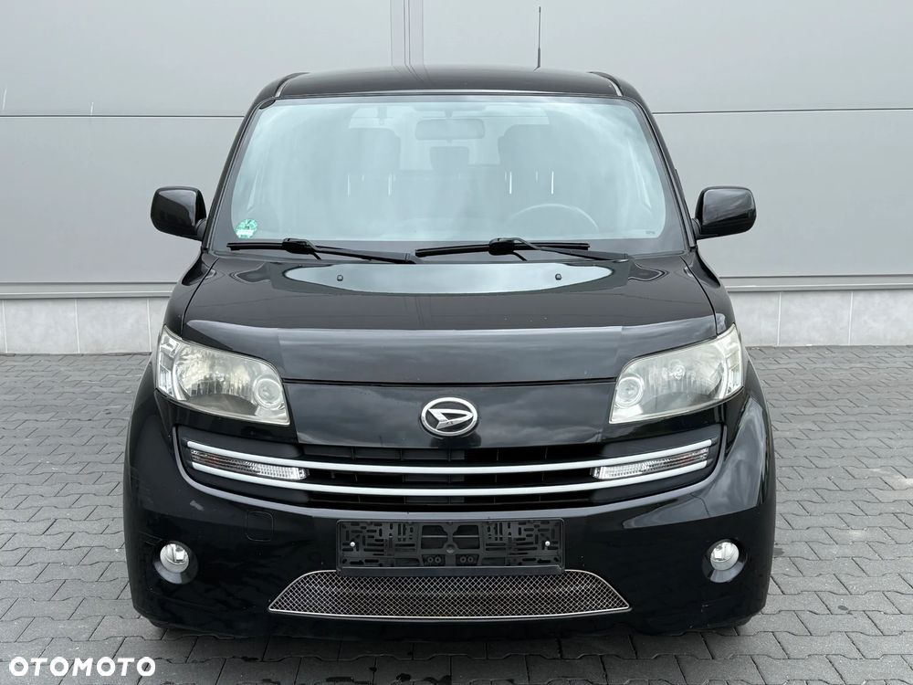 Daihatsu Materia - 2