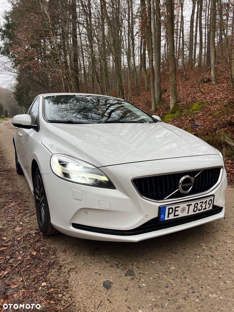 Volvo V40 D3 Geartronic Inscription - 1