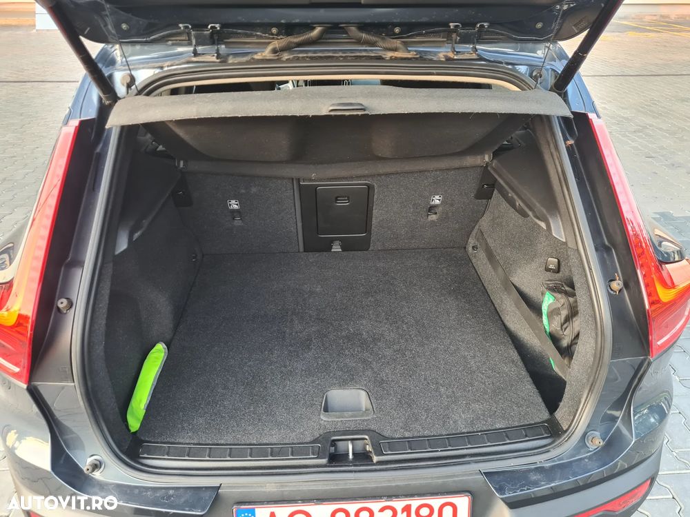 Volvo XC 40 D3 AWD Geartronic Momentum - 15