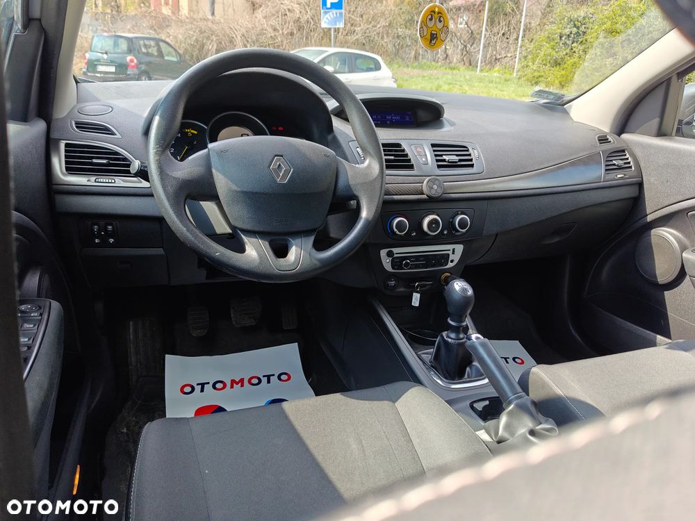 Renault Megane 1.5 dCi Life - 6