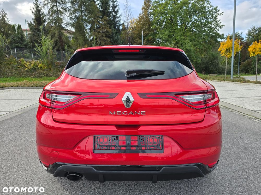 Renault Megane ENERGY TCe 130 EDC BOSE EDITION - 29