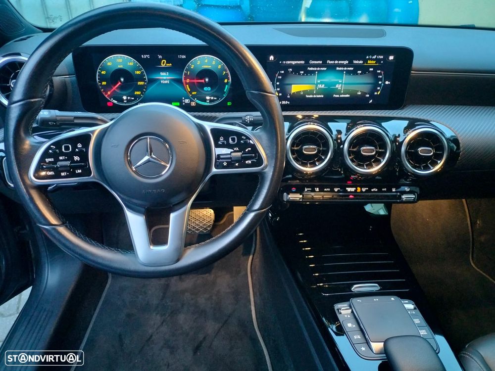 Mercedes-Benz A 250 Limousine e - 10