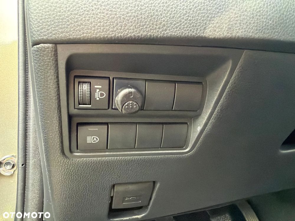 Toyota Yaris 1.5 Selection Elegant - 13