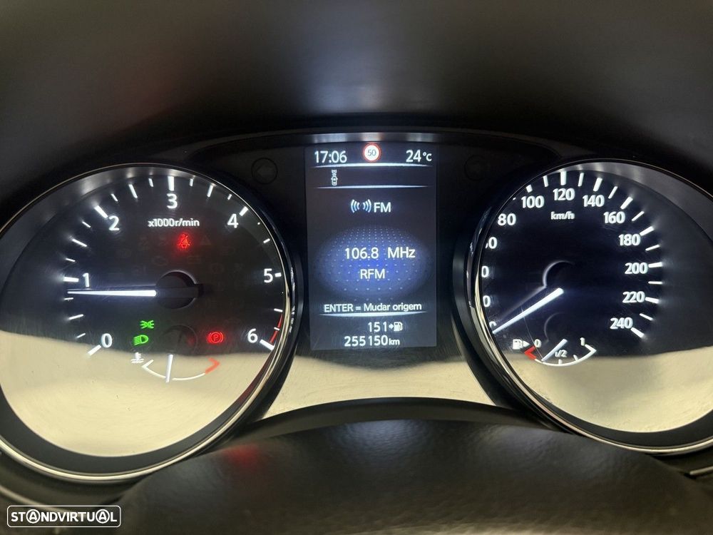 Nissan Qashqai 1.5 dCi Acenta - 13