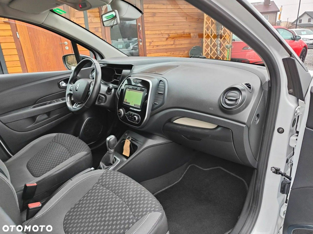 Renault Captur 1.2 Energy TCe S-Edition EDC - 21