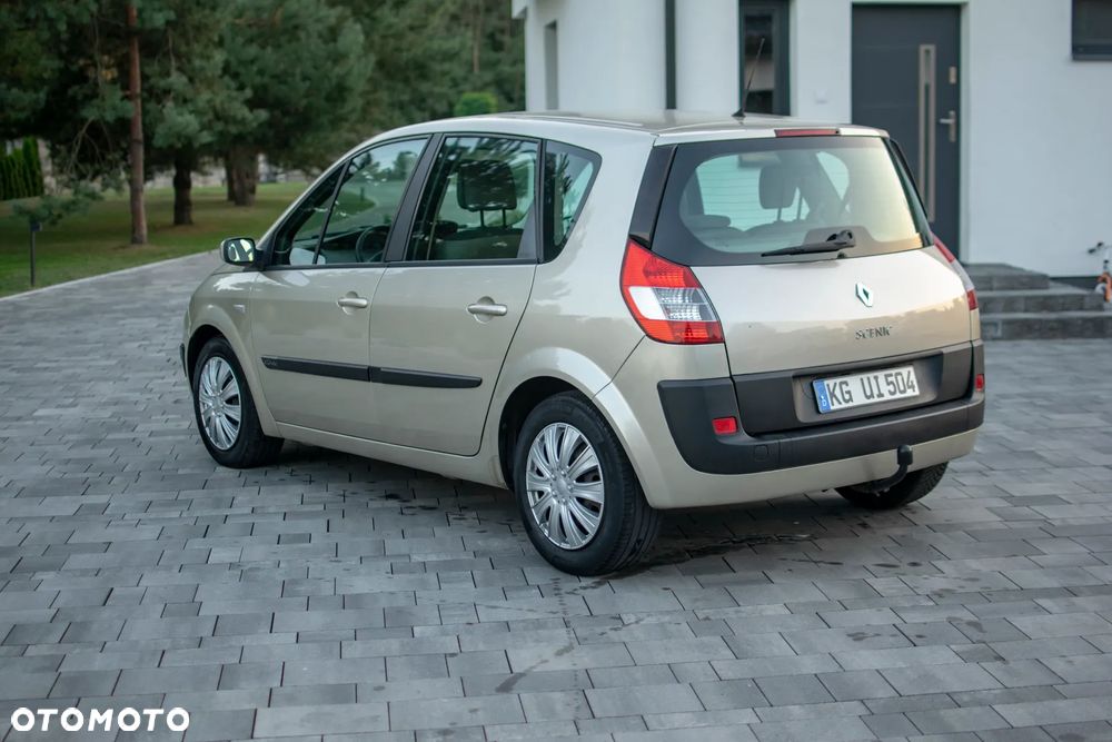 Renault Scenic - 28