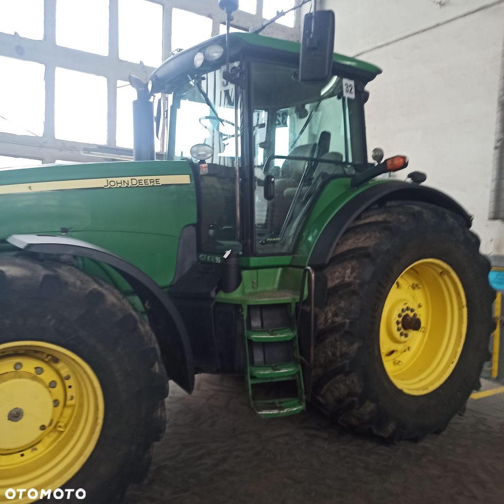 John Deere 8230 - 3
