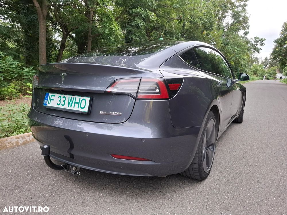 Tesla Model 3 Long Range - 10
