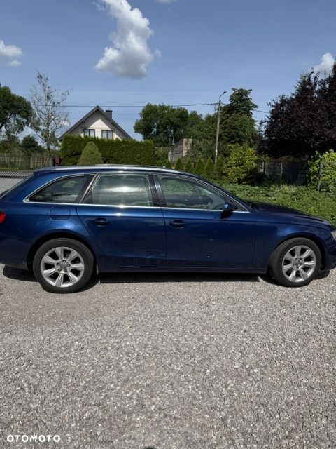 Audi A4 Avant - 4