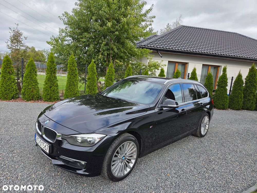 BMW Seria 3 320i Touring Luxury Line - 1