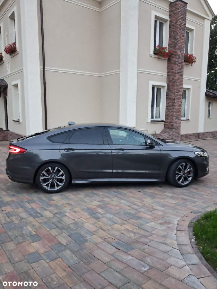 Ford Mondeo 2.0 EcoBlue ST-Line - 4