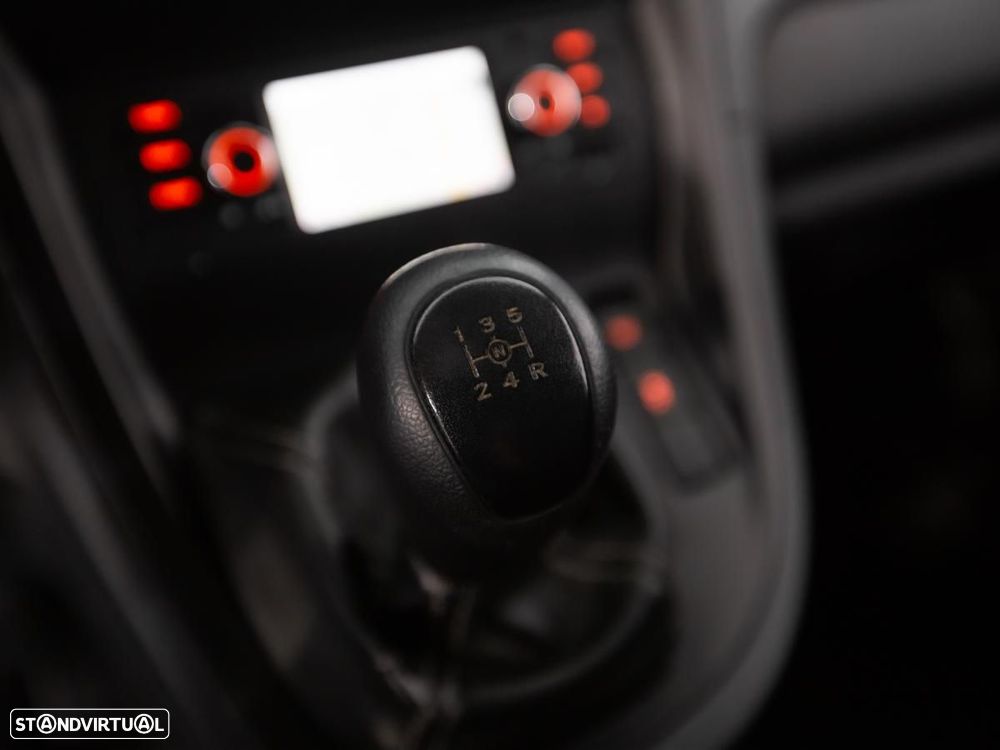 Mercedes-Benz Citan 109 CDi/27 4d 90hp (c/iva) - 18