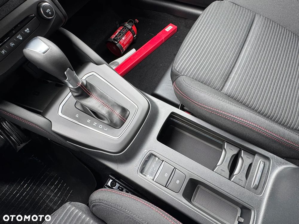 Ford Focus 1.0 EcoBoost mHEV ST-Line X - 21