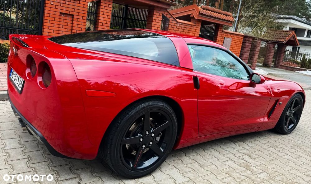 Chevrolet Corvette - 35