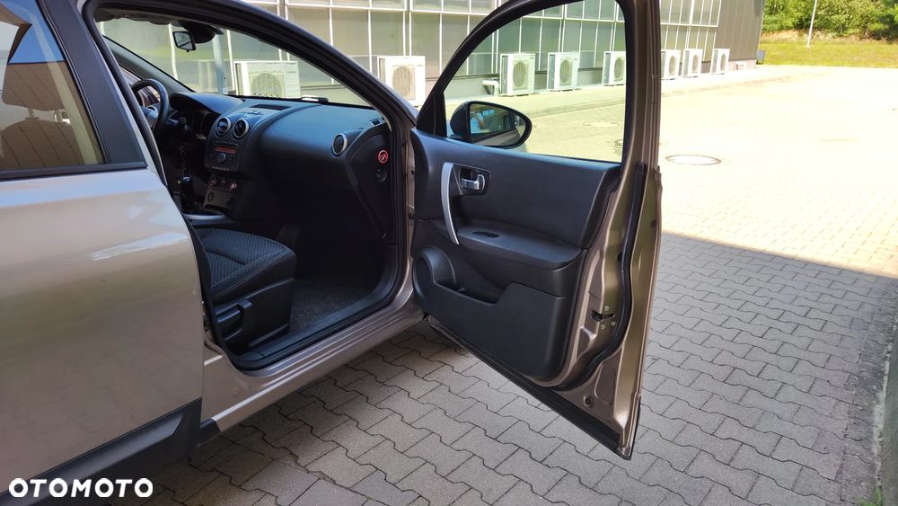 Nissan Qashqai - 10