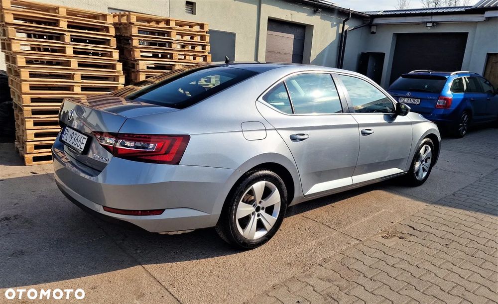 Skoda Superb 1.5 TSI ACT Style DSG - 6
