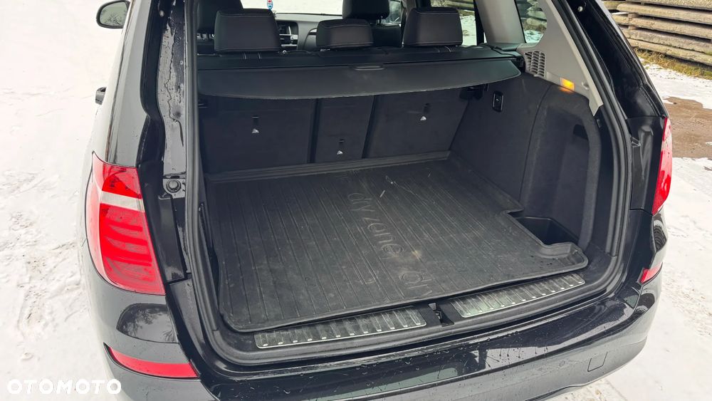 BMW X3 xDrive28i Sport-Aut xLine - 35