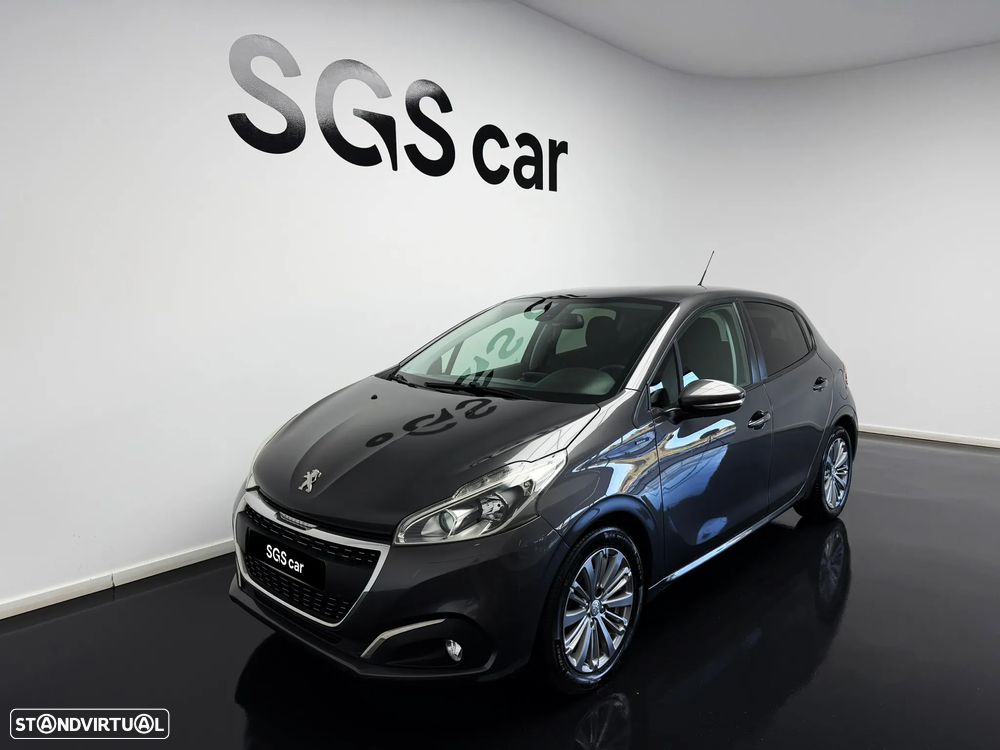 Peugeot 208 1.2 PureTech Style - 1