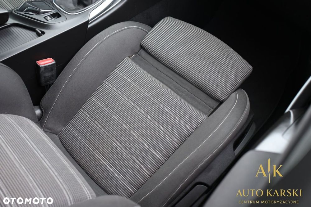 Opel Insignia - 36
