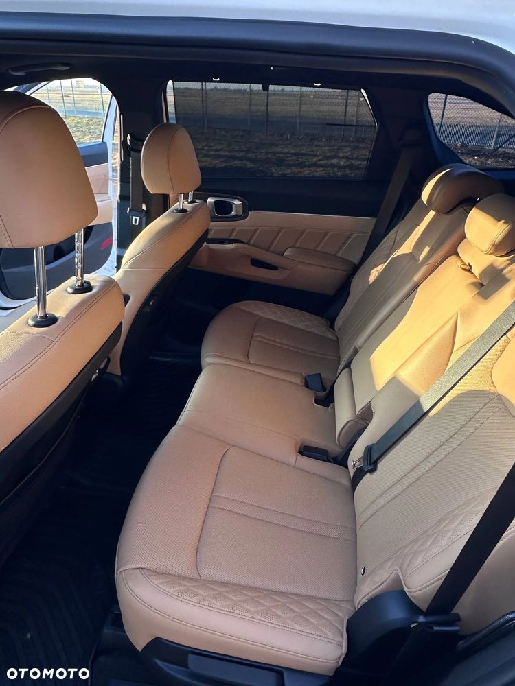 Kia Sorento - 12