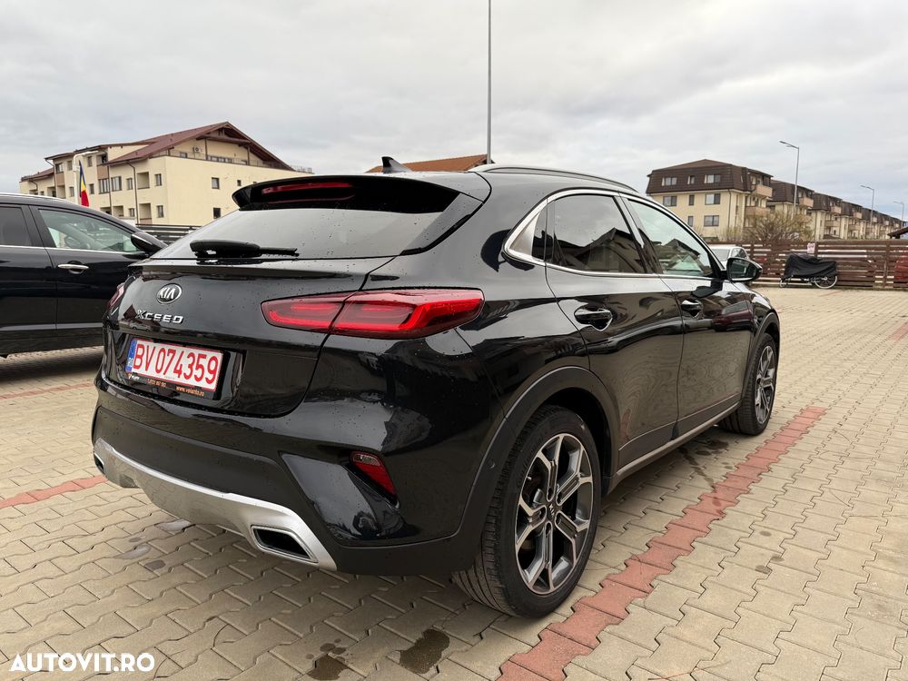 Kia XCeed 1.6 CRDi DCT7 PLATINUM EDITION - 4
