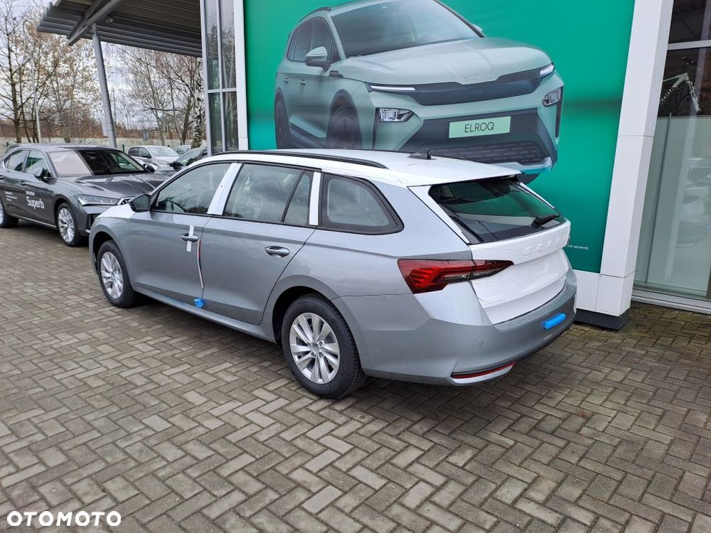Skoda Octavia 2.0 TDI Drive Essence DSG - 3