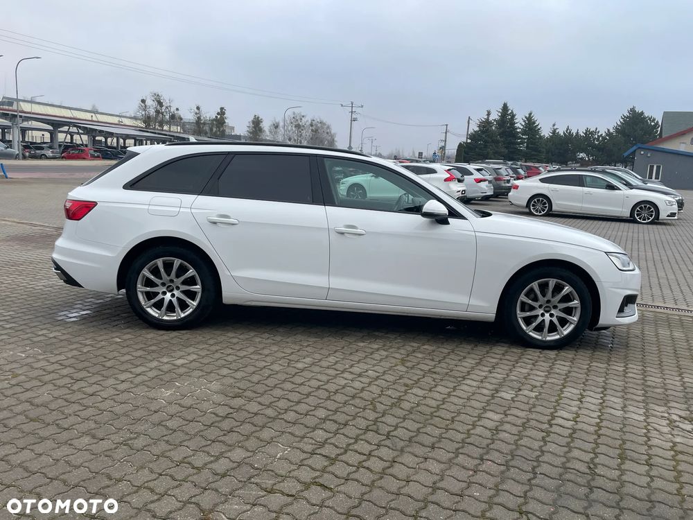 Audi A4 Avant 40 TDI Sport S tronic - 9