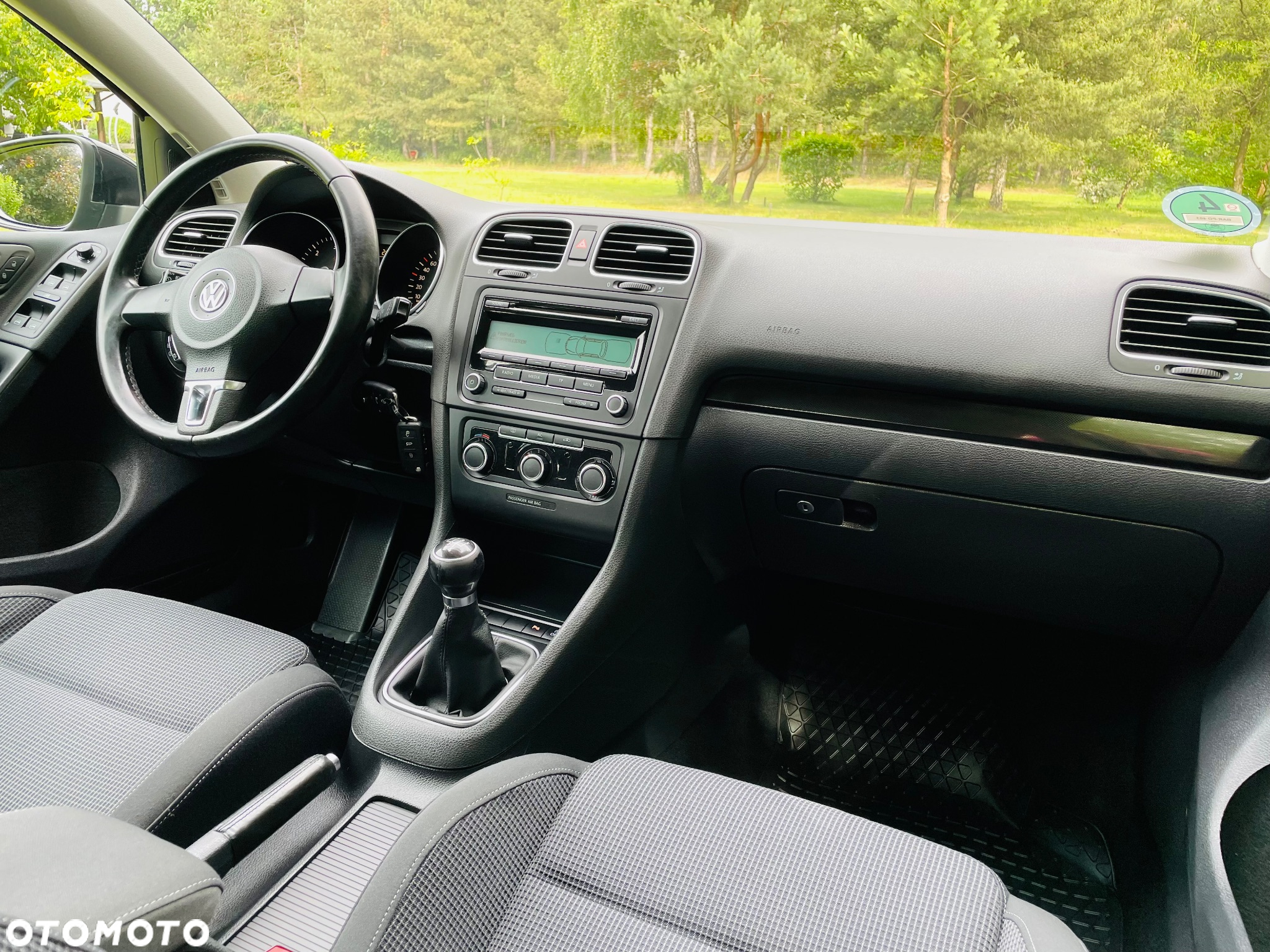 Volkswagen Golf 1.6 TDI BlueMotion Technology Comfortline - 18