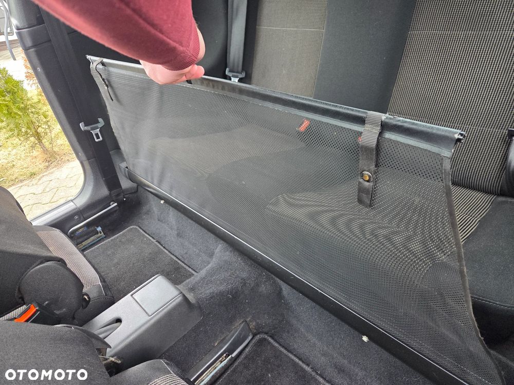 Volkswagen Golf 1.6 - 22