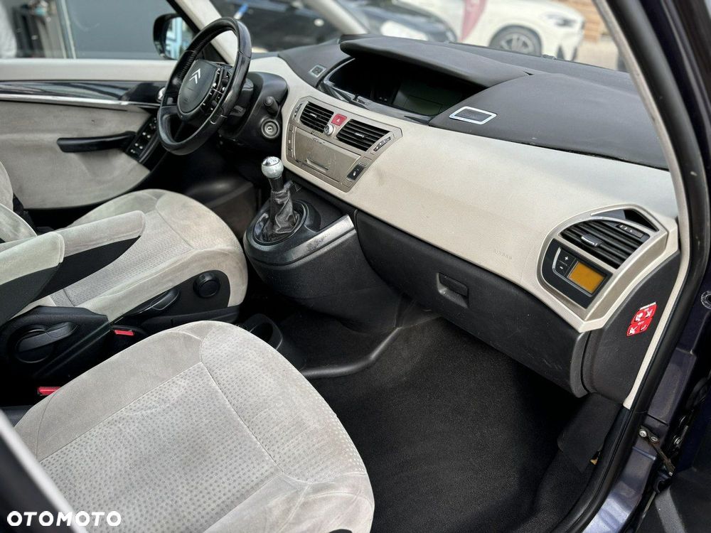 Citroën C4 Grand Picasso 1.6 HDi FAP Exclusive - 23