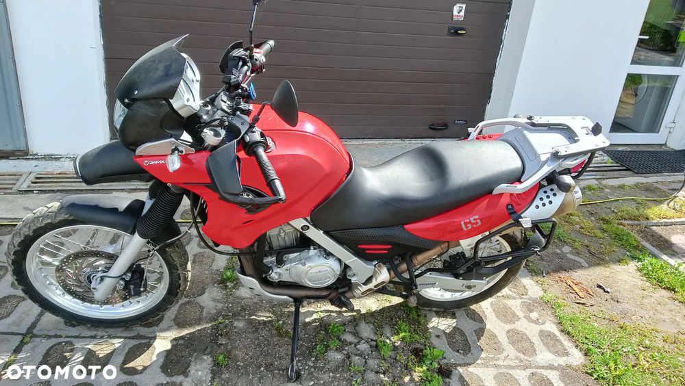 BMW F - 10