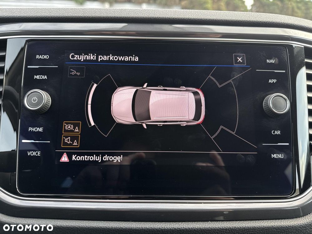 Volkswagen T-Roc - 30