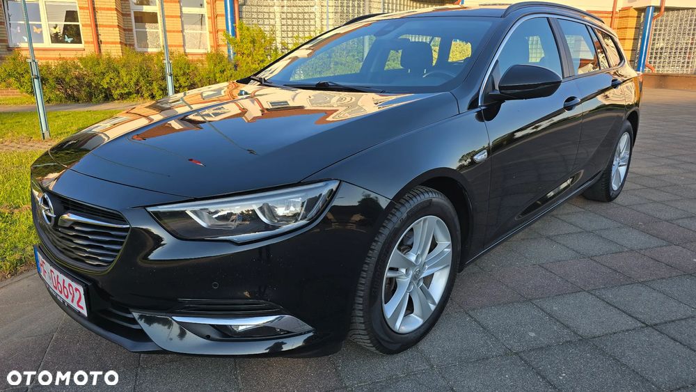 Opel Insignia - 1