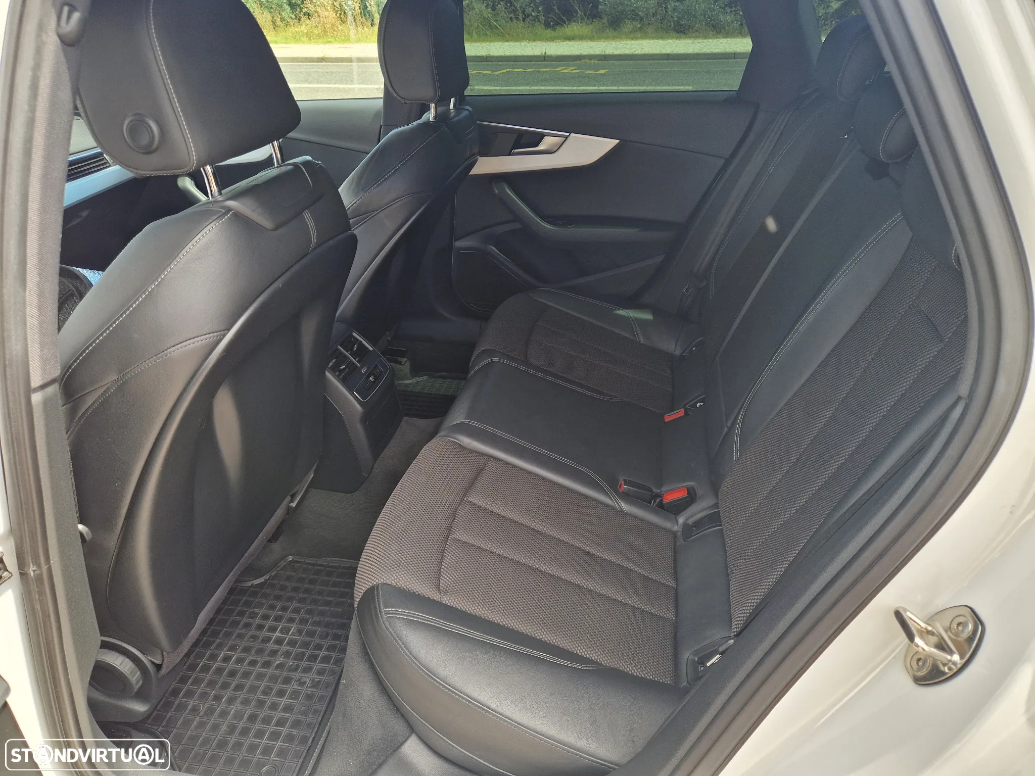 Audi A4 Avant 2.0 TDI S-line S tronic - 16