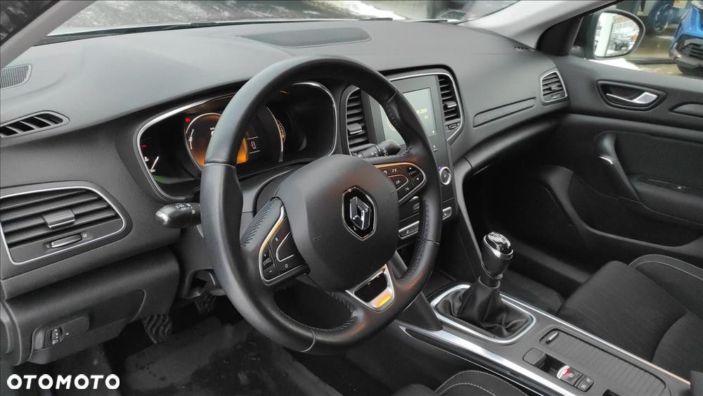 Renault Megane 1.5 Blue dCi Limited - 9