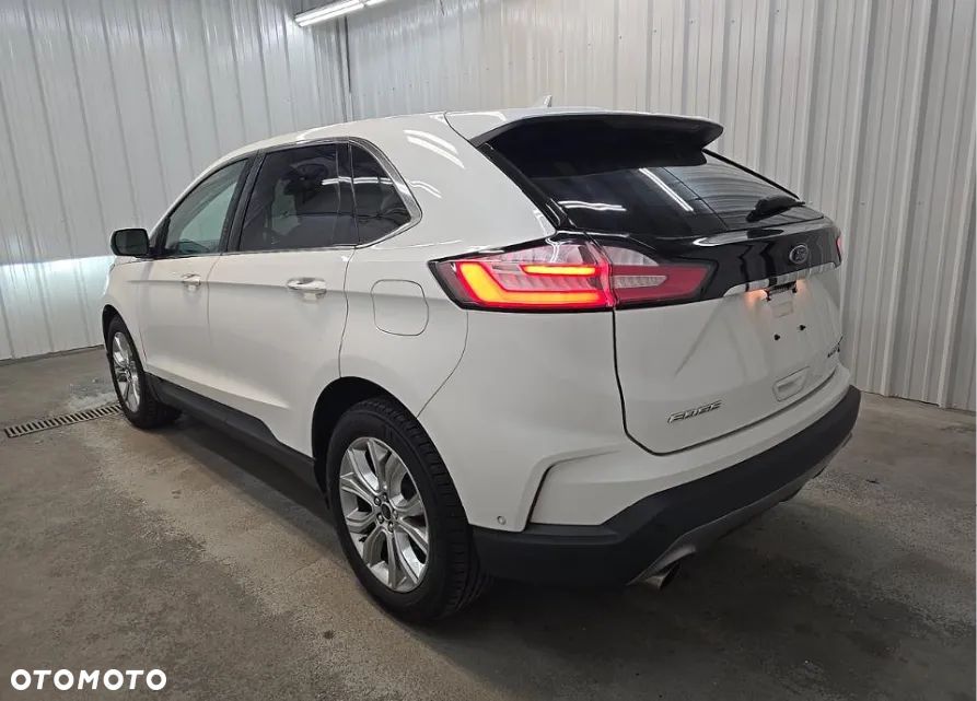 Ford Edge - 5